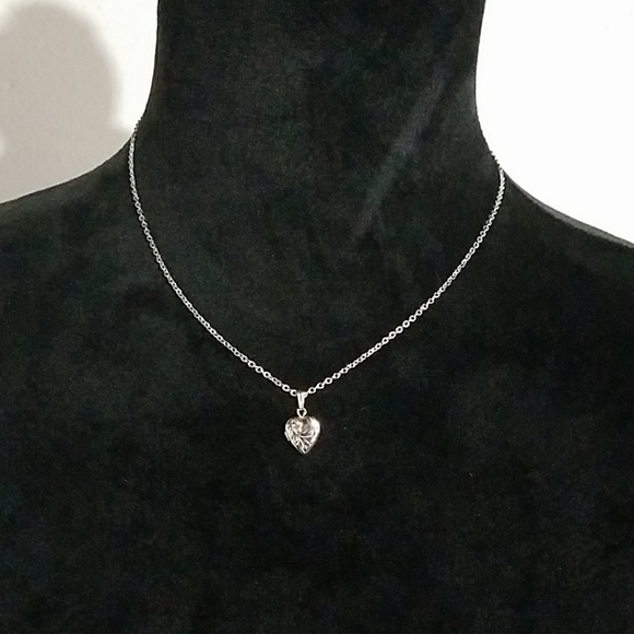 Silver Heart Locket - Picture 3 of 3